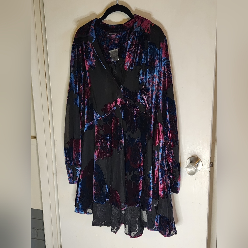 NWT Roman's size 20W sheer high low tunic
